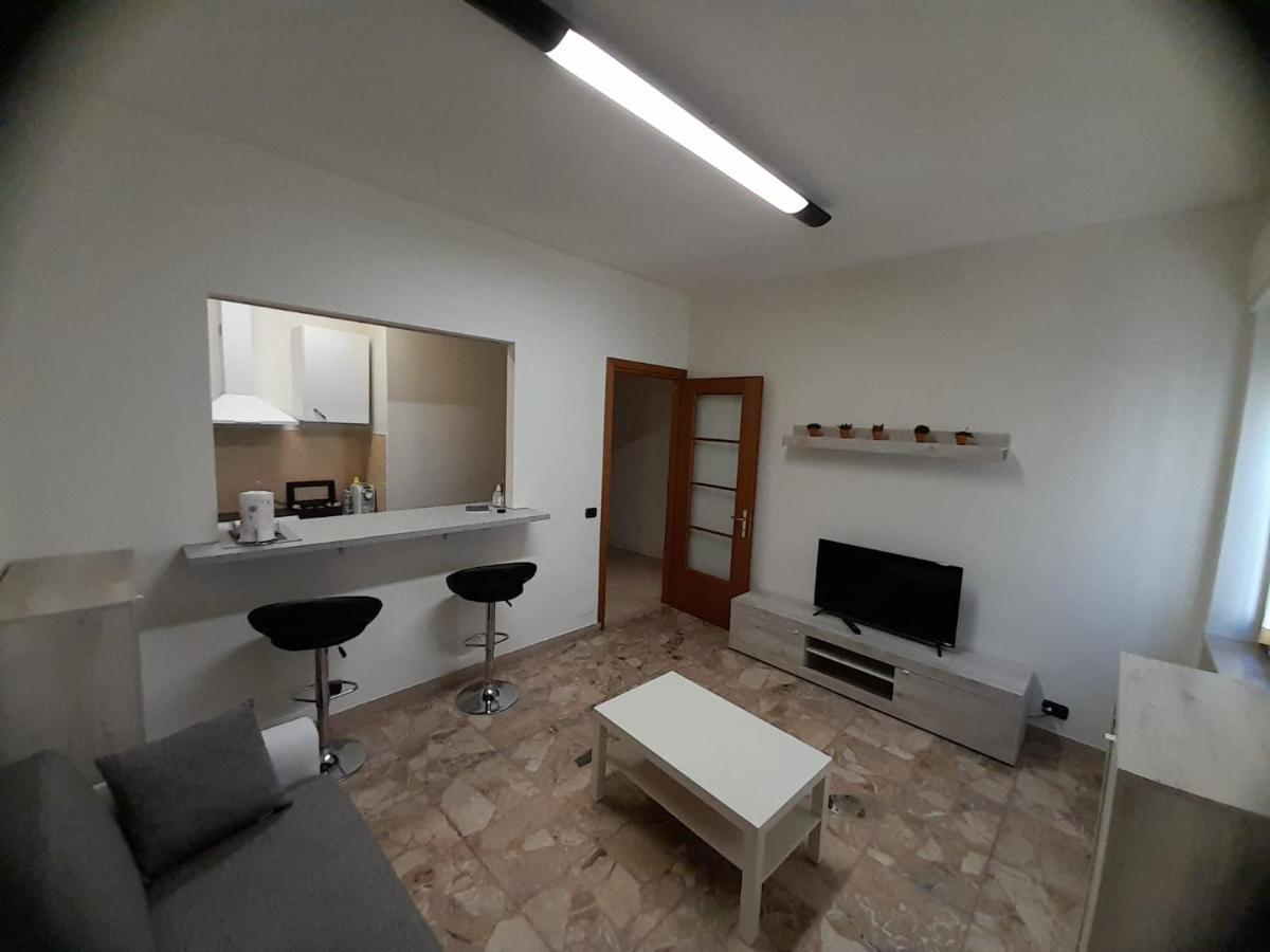 Vercelli Centro Extérieur photo
